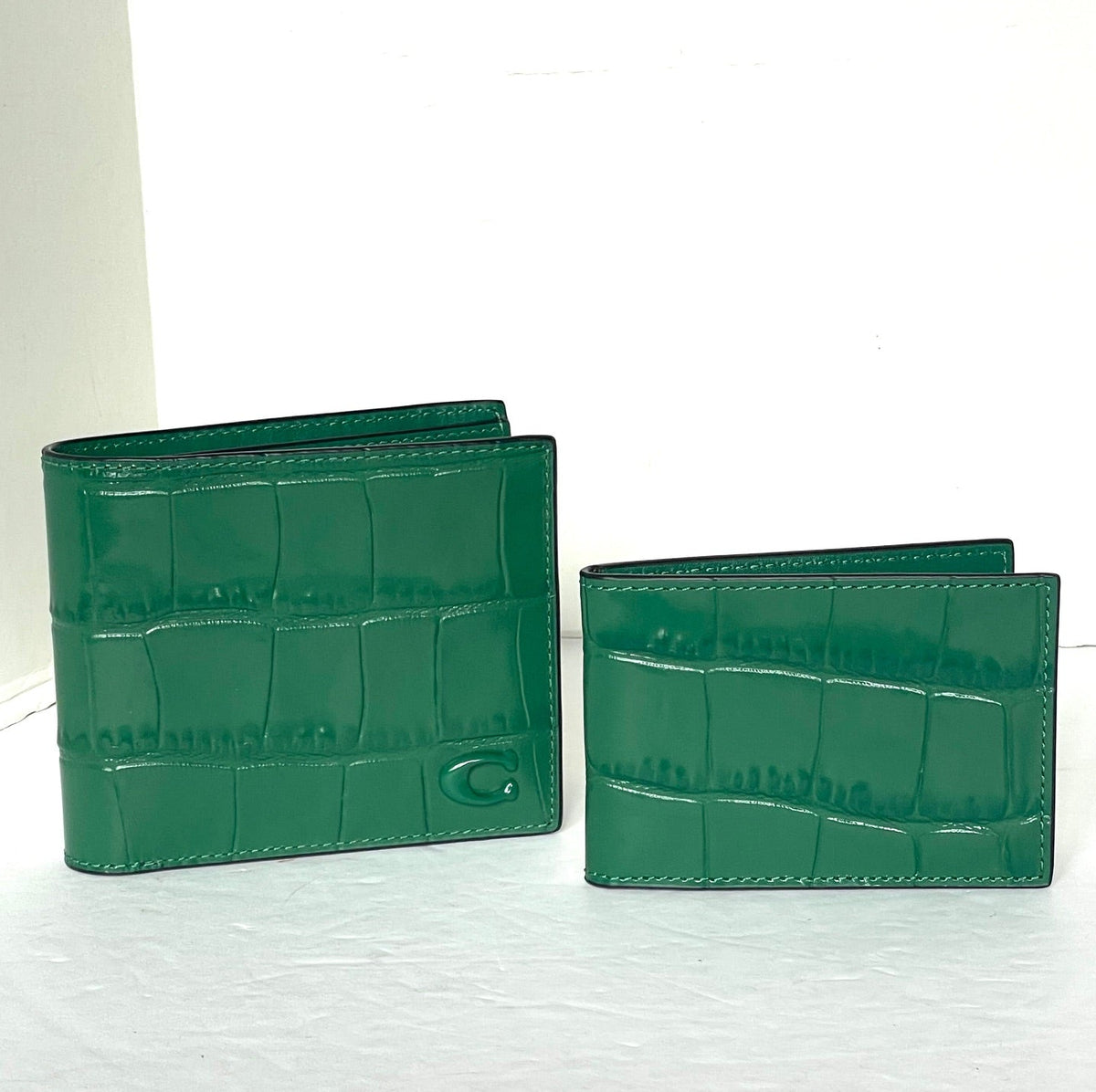 Coach Mens CW439 Green Croc Embossed Leather 3-in-1 ID Billfold