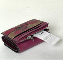 Load image into Gallery viewer, Coach Card Holder Mini Wallet Red Bow Signature Canvas CZ447 Double
