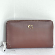 Load image into Gallery viewer, Coach Medium Zip Around Wallet Womens Brown Zip-Around CH806 Brass Saddle
