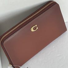 Load image into Gallery viewer, Coach Medium Zip Around Wallet Womens Brown Zip-Around CH806 Brass Saddle