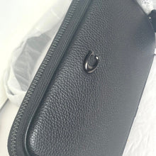Load image into Gallery viewer, CoachMultiPouchBeltBagBlackLeatherCR749RemovableAdjustablePhone_4