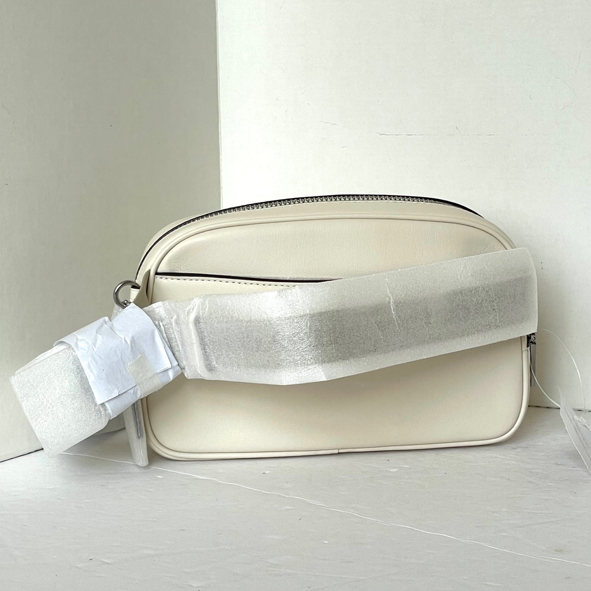 coach white belt bag