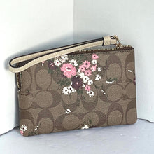 Load image into Gallery viewer, Coach Corner Zip Small Wristlet Evergreen Floral Khaki 6860 Signature