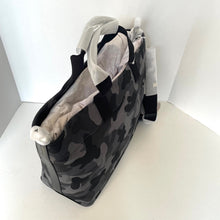 Load image into Gallery viewer, Coach Tote 38 CY805 Large Gray Camo Canvas Leather Carryall Shoulder Bag