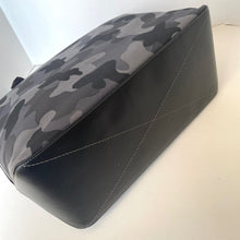 Load image into Gallery viewer, Coach Tote 38 CY805 Large Gray Camo Canvas Leather Carryall Shoulder Bag