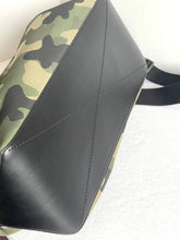 Load image into Gallery viewer, Coach Tote 38 Camo Print Large Canvas Leather Carry-All Shoulder Bag CL396