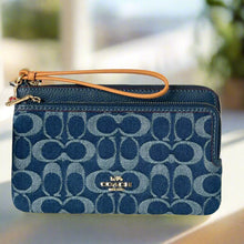 Load image into Gallery viewer, Coach Double Zip Phone Wallet Blue Signature Denim CZ321 Wristlet Leather