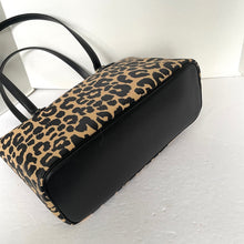 Load image into Gallery viewer, Coach Gallery Tote Bag Leopard CY347 Coated Canvas Shoulder Bag Medium