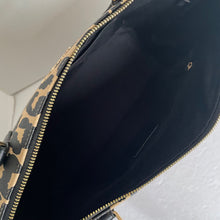 Load image into Gallery viewer, Coach Gallery Tote Bag Leopard CY347 Coated Canvas Shoulder Bag Medium