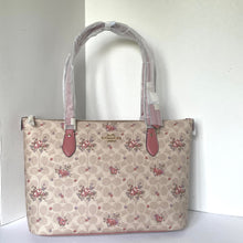 Load image into Gallery viewer, Coach Vintage Floral Gallery Tote Large Beige Zip Signature Canvas CBF1 Pink ORGPKG