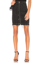 Load image into Gallery viewer, DL1961 Denim Skirt Womens Large Black High Rise Stretch Short Raw Hem Poppy