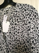 Load image into Gallery viewer, Joie Silk Shirt Womens Extra Extra Small White V Neck Silk Heart Purine Long Sleeve