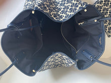 Load image into Gallery viewer, Kate Spade Everything Tote Large Blue Jacquard Stripe Spade Flower w Wristlet