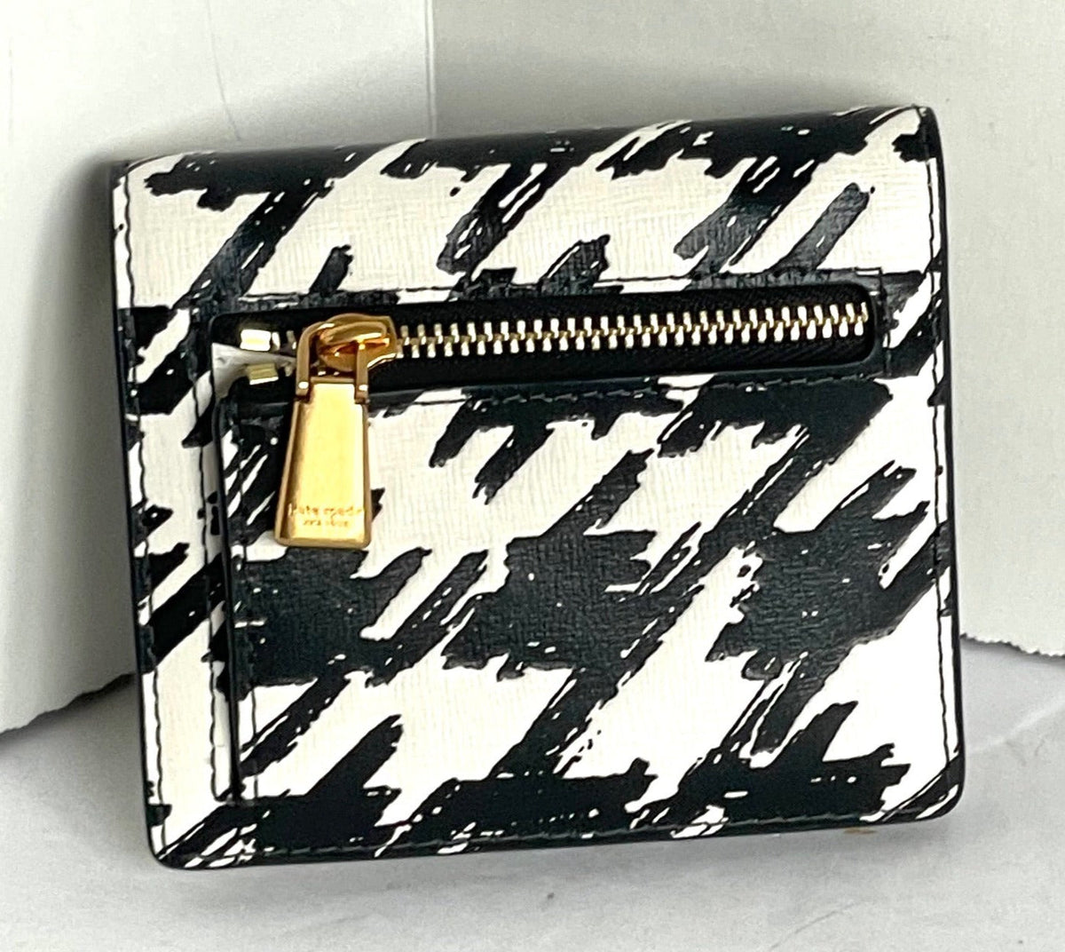 国内 Kate Spade Morgan Painterly Houndstooth 二折財布 KD194 Kate Spade Morgan Houndstooth Compact Wallet Black Leather