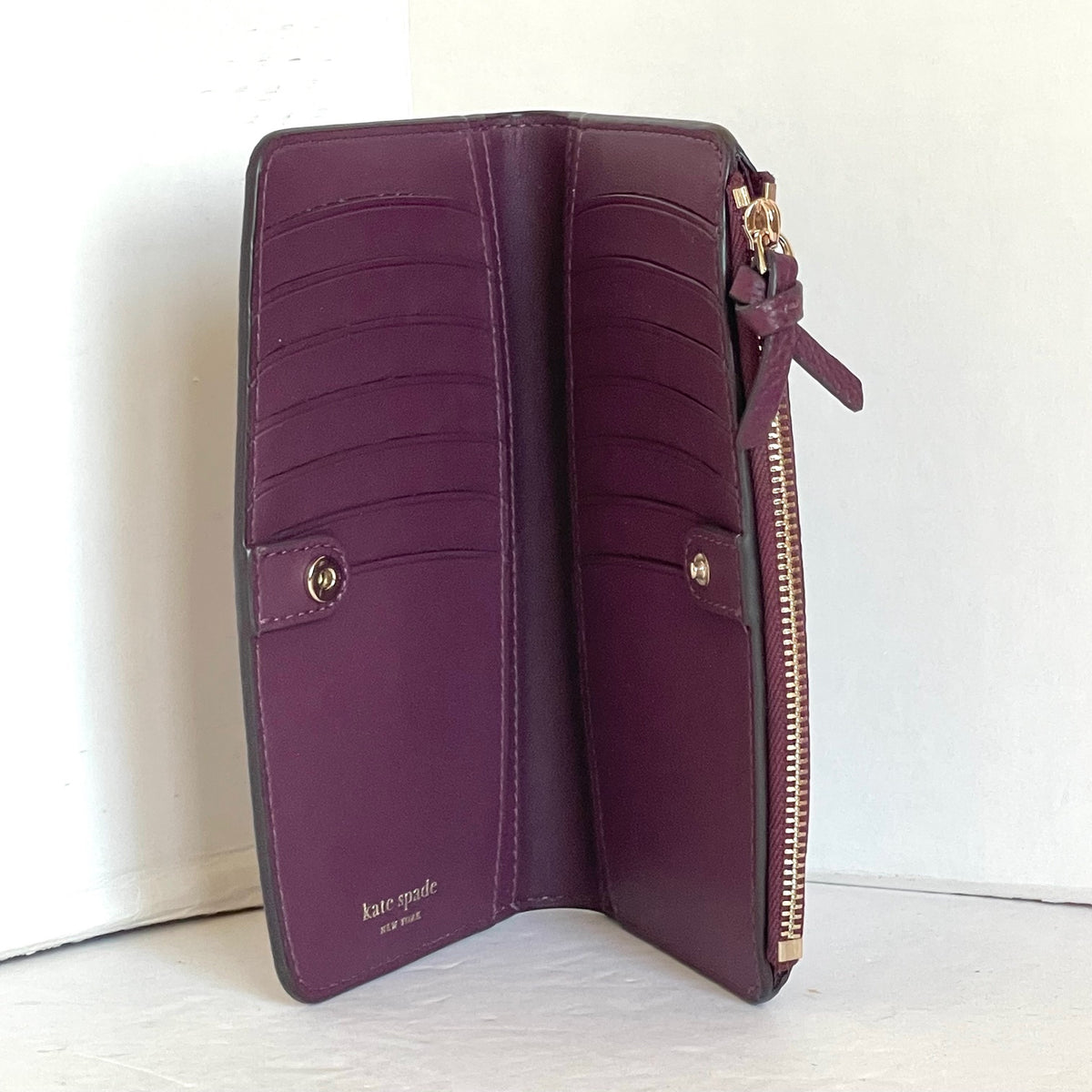 Kate Spade Knott Bifold Slim Wallet Womens Cherry Burgundy Leather Zip Luxe Fashion Finds