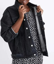 Load image into Gallery viewer, Madewell Denim Jacket Womens Black Oversized Trucker Cotton, Lunar Wash