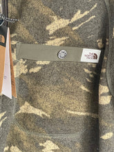Load image into Gallery viewer, North Face Sweater Mens Large Quarter Zip Pullover Fleece Green Camo Funnel Neck