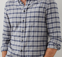 Load image into Gallery viewer, Rails Reid Plaid Shirt Mens Medium Blue Button Down Faded Navy Melange