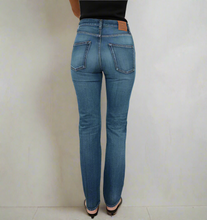 Load image into Gallery viewer, TOTEME High Rise Slim Straight Leg Womens 26/32 Regular Fit Denim Dark Vintage