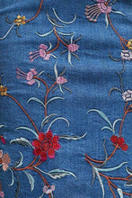 Load image into Gallery viewer, Anthropologie Skirt Womens 0 Blue Pencil Denim Floral Embroidered Short