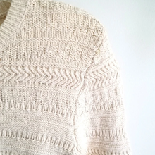 Load image into Gallery viewer, Kate spade textured cotton pullover with tonal tassels for women