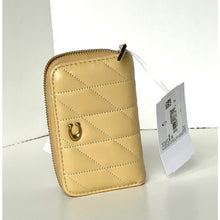 Load image into Gallery viewer, Coach Essential Small Zip Card Case CM505 Vanilla Yellow Quilted Leather