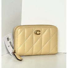 Load image into Gallery viewer, Coach Essential Small Zip Card Case CM505 Vanilla Yellow Quilted Leather