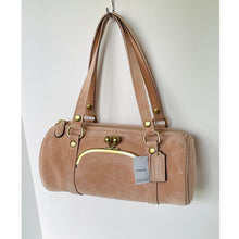 Load image into Gallery viewer, Coach Kisslock Barrel Bag CDZ16 Suede Leather Shoulder Bag Nuage Ortiginals B