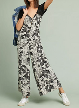 Load image into Gallery viewer, Anthropologie Jumpsuit Womens 0 Gray Short Sleeve Wide Leg Floral Lace