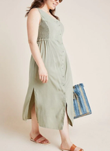 Load image into Gallery viewer, Anthropologie Women&#39;s Sleeveless Button Up Tencel Maxi Shirt Dress, Plus - 1X