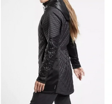 Load image into Gallery viewer, Athleta Bayview Hooded Coat Womens Large Petite Black Quilted Jacket Winter