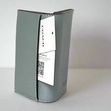 Load image into Gallery viewer, CoachBifoldCardCaseWalletMensGrayPebbledLeatherSlimCS476_4