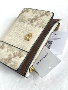Coach Compact Wallet Horse And Carriage Bifold Snap Off White C9610