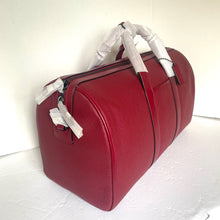 Load image into Gallery viewer, CoachGothamDuffleBag45RedPebbledLeatherCrossbodyTSACV957ORGPKG_2