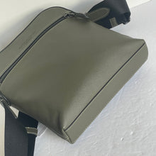 Load image into Gallery viewer, Coach Houston Flight Bag Smooth Calf Leather Mens Olive Green Crossbody CP756