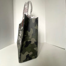 Load image into Gallery viewer, Camouflage-patterned bag with a handle on a white background
