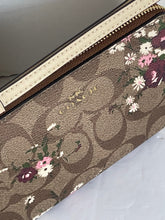 Load image into Gallery viewer, Coach Signature Corner Zip Small Wristlet Evergreen Floral Khaki 6860 Womens