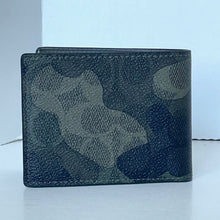 Load image into Gallery viewer, Camouflage-patterned wallet on a white background