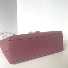 Load image into Gallery viewer, Purple handbag on a white background