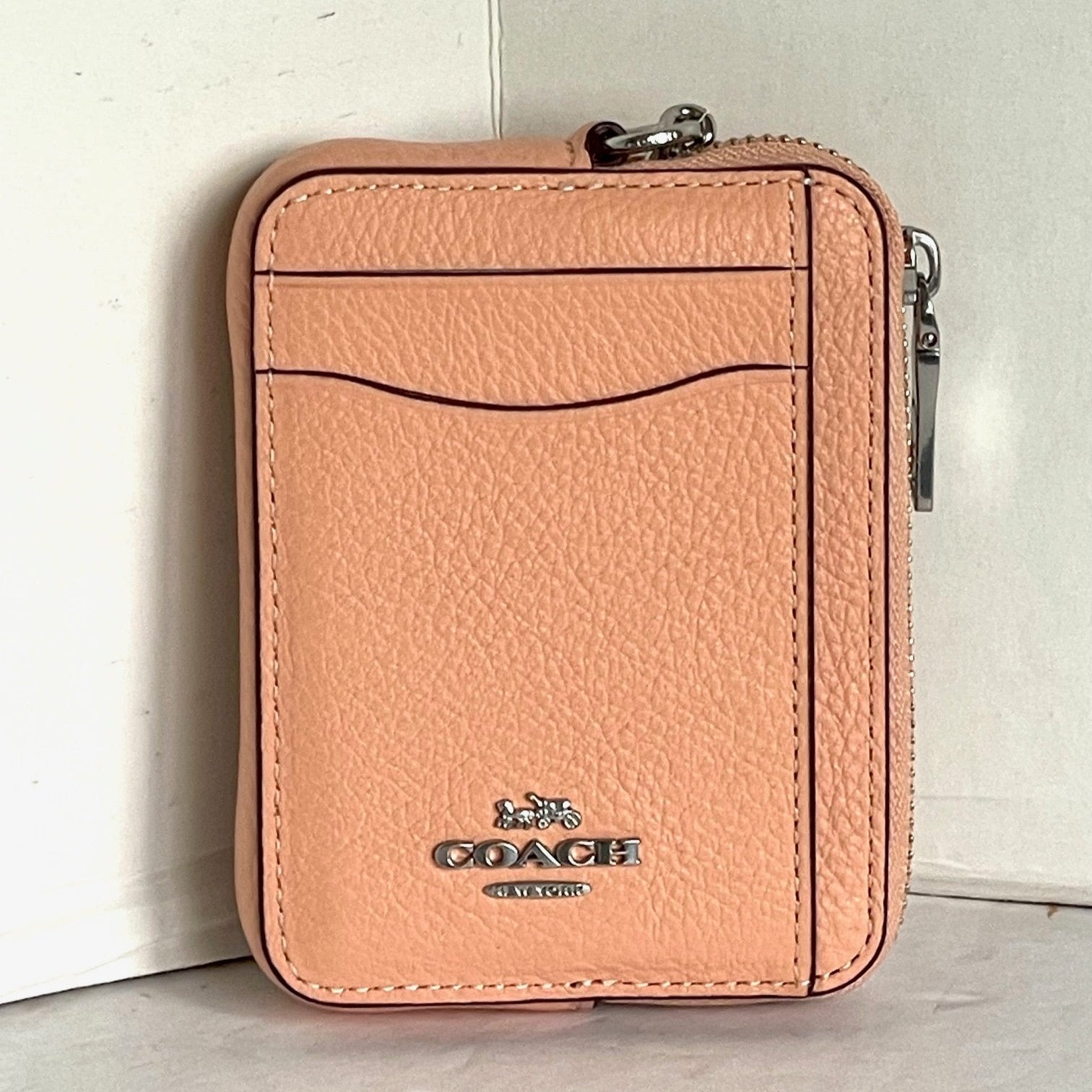 Coach Zip Card Case ID Wallet 6303 Pebbled Leather Chain Strap