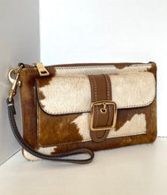 Load image into Gallery viewer, Coach Ashton Wristlet CDY07 Haircalf Cow Print Leather Clutch Brown