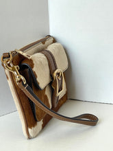 Load image into Gallery viewer, Coach Ashton Wristlet CDY07 Haircalf Cow Print Leather Clutch Brown