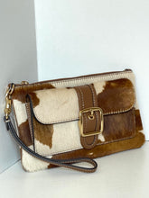 Load image into Gallery viewer, Coach Ashton Wristlet CDY07 Haircalf Cow Print Leather Clutch Brown