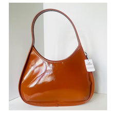 Load image into Gallery viewer, Coach Coachtopia Large Ergo Bag CQ019 Crinkle Patent Amber Leather