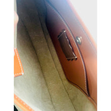 Load image into Gallery viewer, Coach Coachtopia Large Ergo Bag CQ019 Crinkle Patent Amber Leather