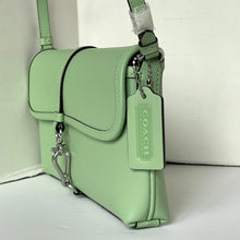 Load image into Gallery viewer, Coach Hamptons Shoulder Bag CP132 Glovetanned Leather Pistachio Green