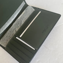 Load image into Gallery viewer, Coach Passport Case Camo Signature Canvas Slim Wallet CX878 Travel Shamrock
