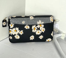 Load image into Gallery viewer, Coach Wyn Crossbody Bag Envelope Clutch Black Leather Daisy Floral CS017