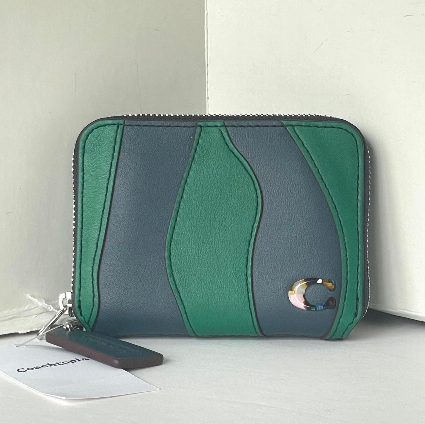Coach Coachtopia CQ865 Wavy Stripe Leather Zip Around Wallet Green