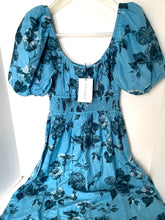 Load image into Gallery viewer, Faithfull_The_Brand_Vineria_Florl_Midi_Dress_4_Blue_Cotton_Voile_Short_Puff_Sleeve